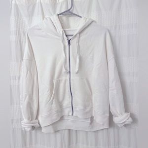 Size L Cropped Hoodie